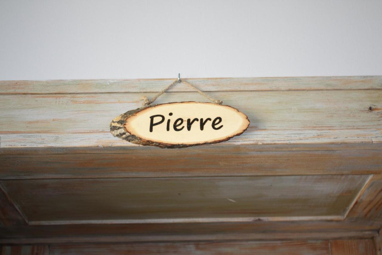 Le Vieux Presbytere Confracourt Exterior foto
